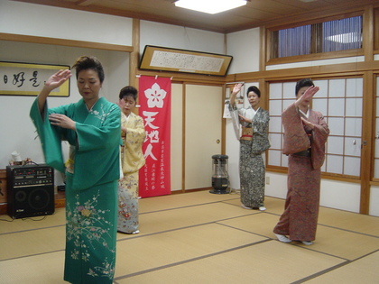 よりなれ甚句
